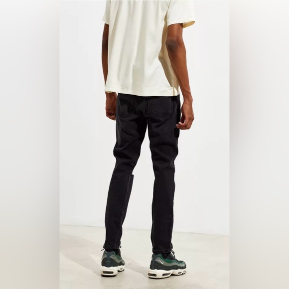 Urban Outfitters || BDG Black Distressed Skinny Stretch Jeans - Picture 4 of 9